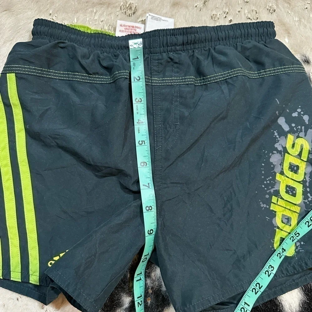 ADIDAS Boy’s Youth Green Swim Trunks Size Small